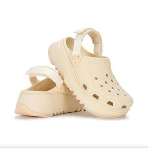 CROCS Men's Cream Clogs